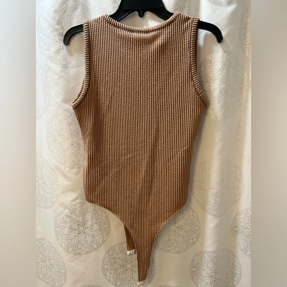 NWT Fashion Nova Taupe Chelsea Ribbed Bodysuit XL - Picture 3 of 6